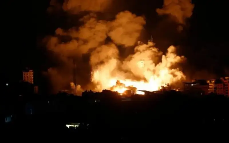 طيران الاحتلال يقصف مقر الأمن الداخلي