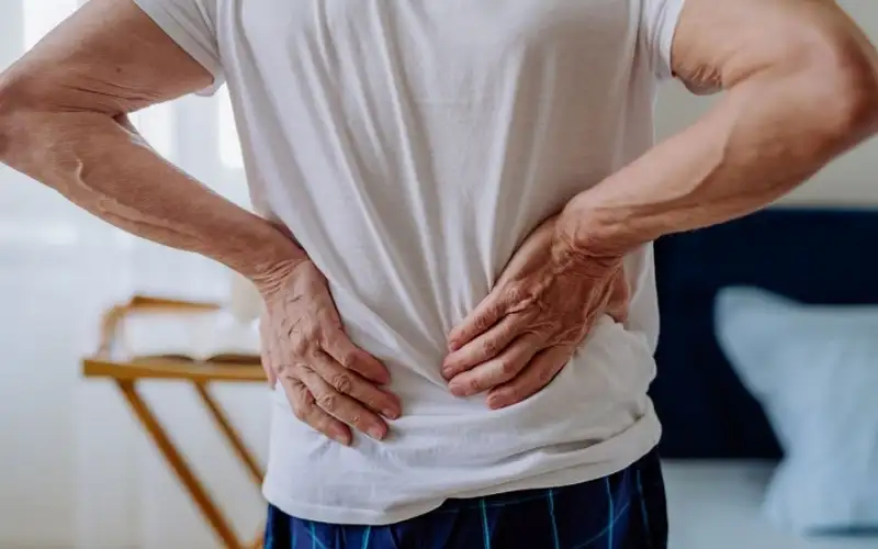 انتبه.. بعض مسكنات آلام أسفل الظهر