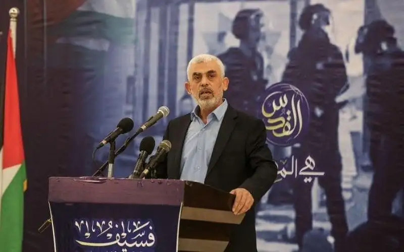 إعلام عبري: يحيى السنوار يسير بخطته