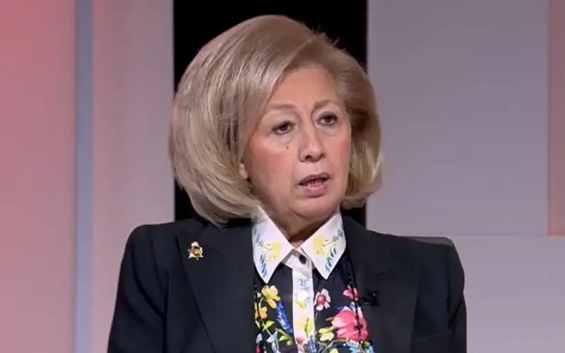 الموت يغيب شقيق وزيرة الثقافة هيفاء