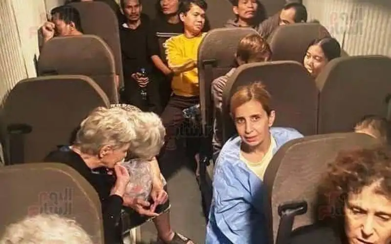 الاحتلال يتسلم القائمة الثانية لأسماء الأسرى