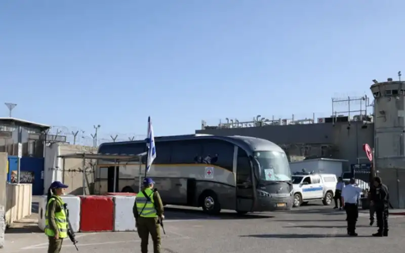 الدفعة الثانية من صفقة تبادل الأسرى