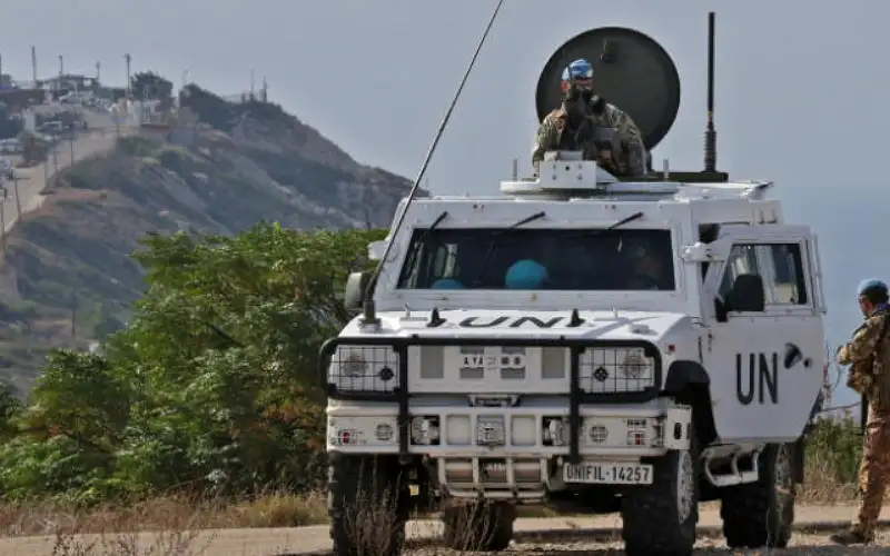 إصابة سيارة لليونيفيل بنيران إسرائيلية