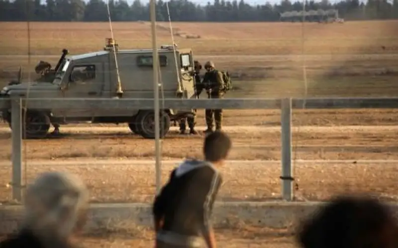 الاحتلال يحذر الفلسطينيين من التوجه إلى