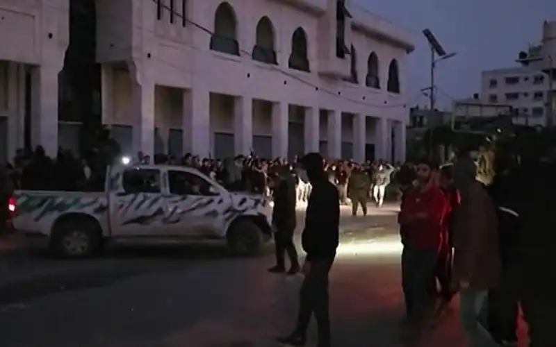 الدويري : تسليم القسام محتجزي الاحتلال