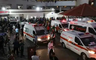 عدد الجرحى الذين ينقلون عبر رفح