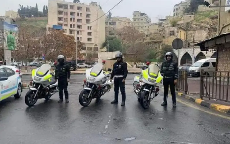 3 اصابات بحوادث تدهور وانقلاب في