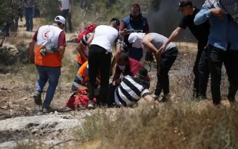 إصابة 4 فلسطينيين برصاص الاحتلال في