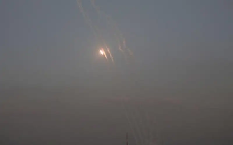 صفارات الإنذار تدوي بجنوبي غلاف غزة