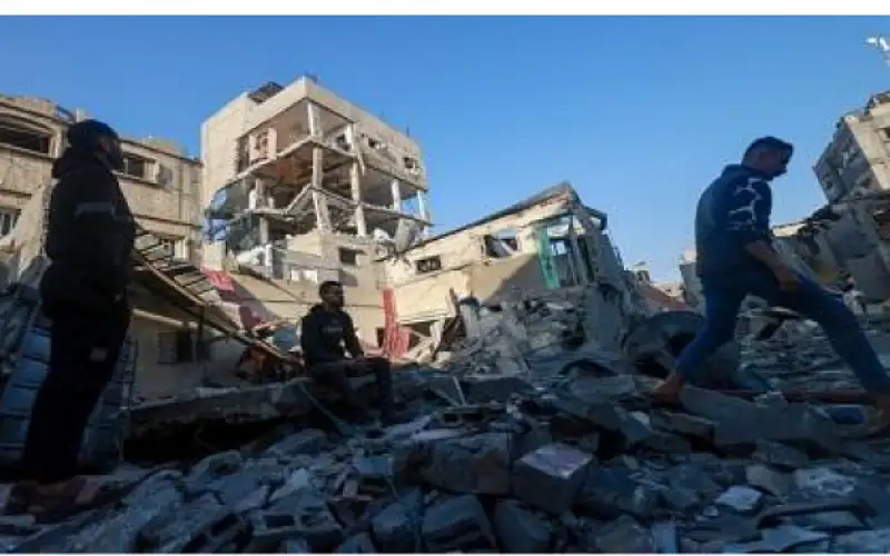 الصليب الأحمر: سكان غزة يعيشون في