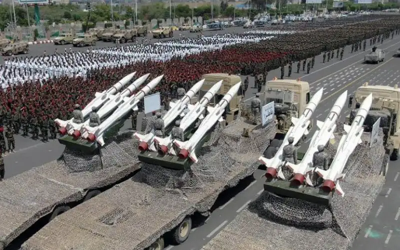 الحوثيون يتوعدون العدو: ضربات قاصمة