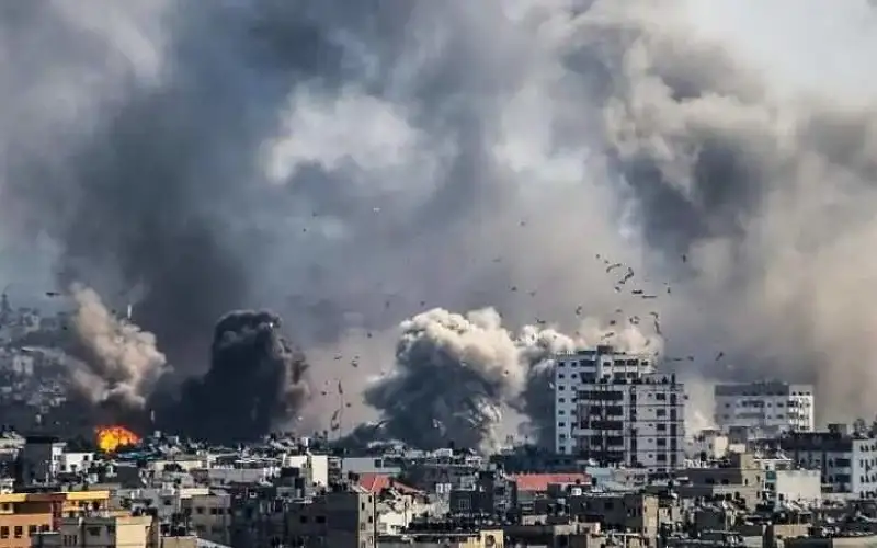 غارات هستيرية على خانيونس