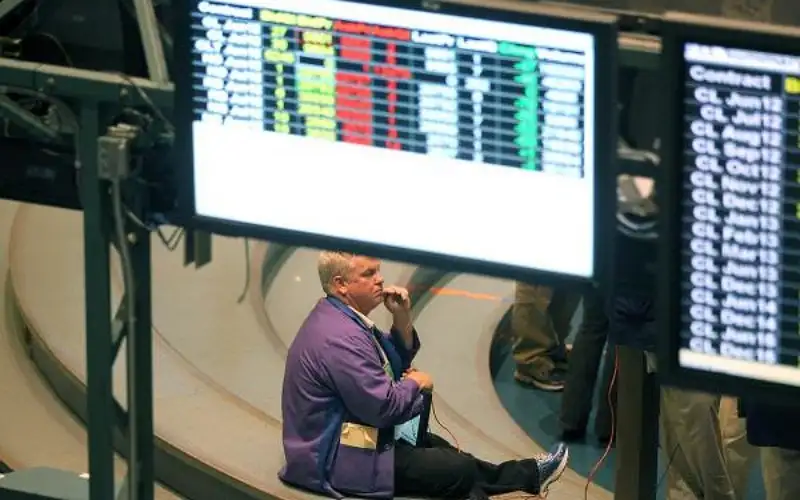 انخفاض الأسهم الأميركية وتراجع سعر النفط