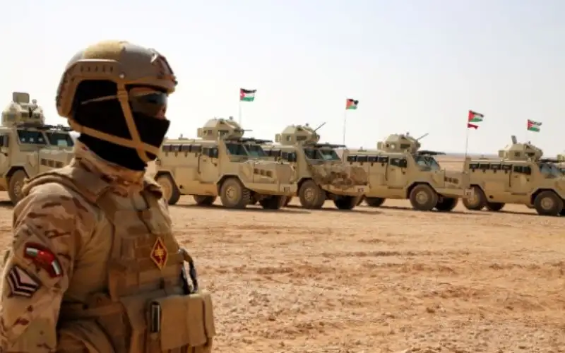 القوات المسلحة: مقتل ثلاثة مهربين على