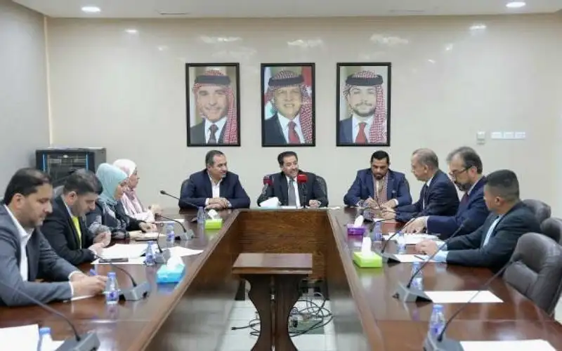 نواب يدعون لعدم التخبط بالنشرات والتصريحات