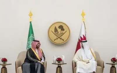 القمة الخليجية بالدوحة: دعوات لوقف النار