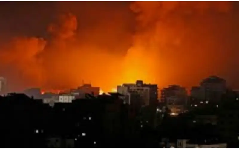 طائرات الاحتلال الإسرائيلي تشن سلسلة غارات