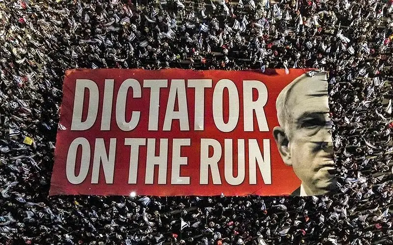 واشنطن بوست: نتنياهو يخوض حربين وسيخسرهما