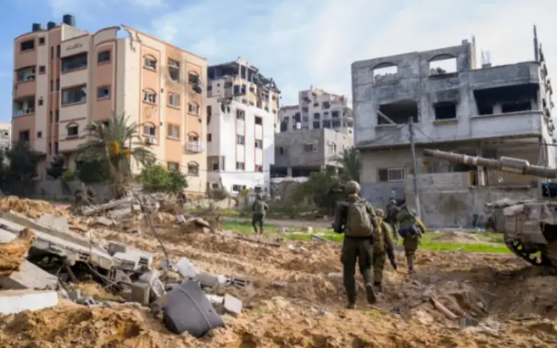 جيش الاحتلال يقر بمقتل ضابط آخر