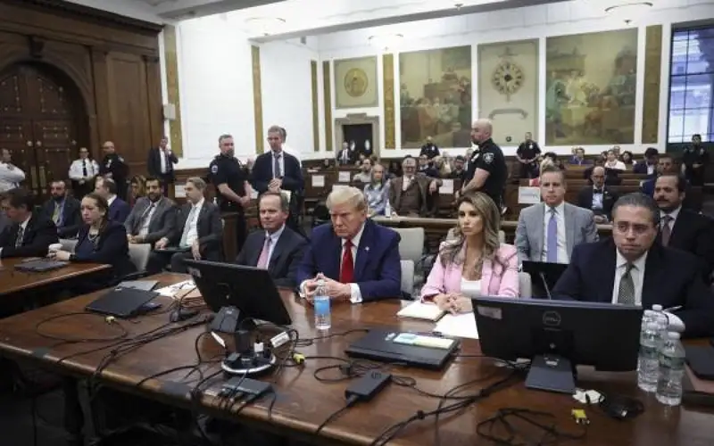 ترامب يمثل مجددا أمام المحكمة ويواجه