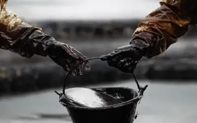 روسيا .. انخفاض عوائد النفط والغاز