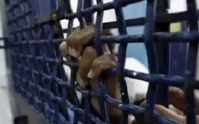 جرائم بحق الأسرى المصابين في عيادة