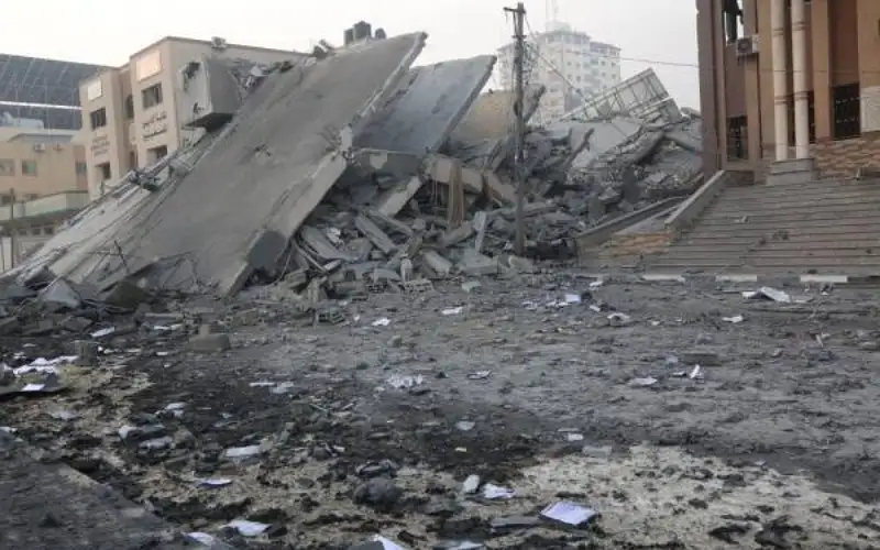 حصيلة شهداء غزة تتجاوز 18200 شهيدا