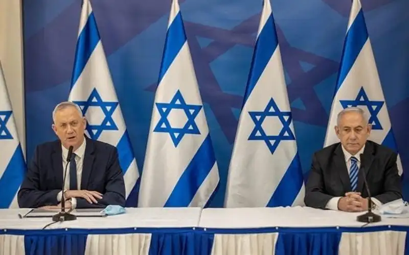 بأحدث استطلاع.. تفوق غانتس وتراجع نتنياهو