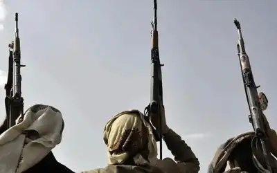 الحوثيون: قصفنا سفينة كانت متجهة للكيان