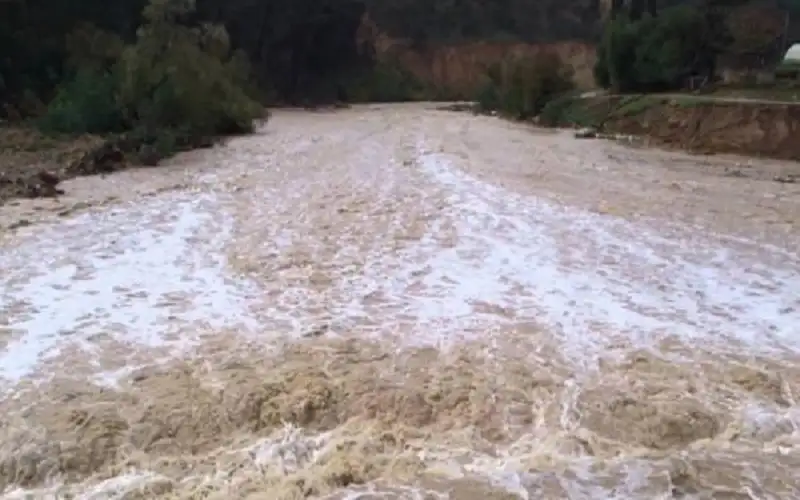 سلطة وادي الأردن تعلن الطوارئ المتوسطة