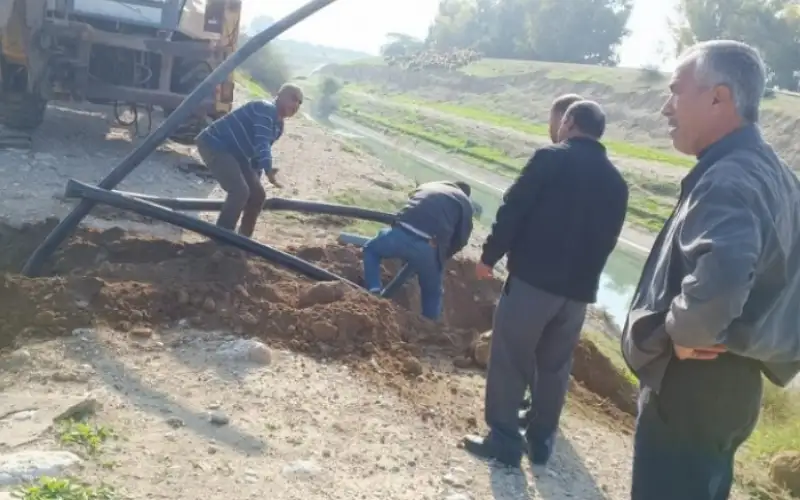 إزالة اعتداءات على قناة الملك عبدالله