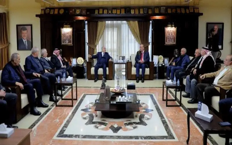 عمان الأهلية تستضيف لجنة السياحة والتراث