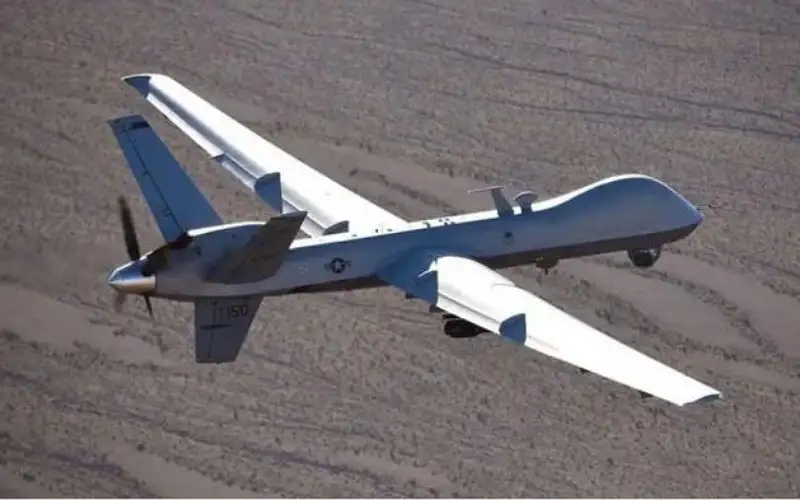 مسيرة اسرائيلية تحاول استهداف مركبة تقل