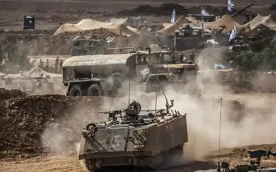جنوب إفريقيا تحذر مواطنيها من القتال
