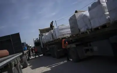 الخارجية الأميركية: دخول أولى الشاحنات المحملة