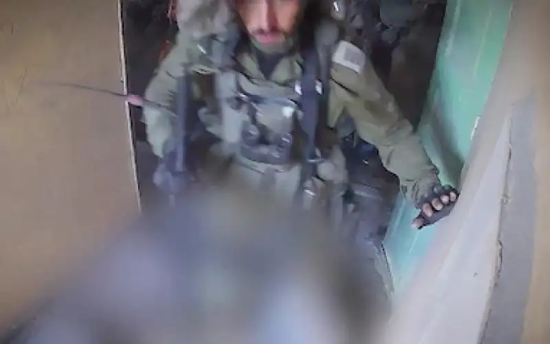 القسام تفجر نفقا بجنود الاحتلال