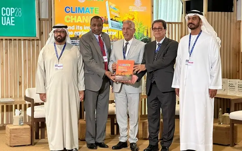 جائزة خليفة لنخيل التمر تطلق كتاب