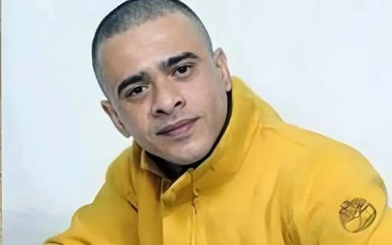 إعلام عبري: سجانون ضربوا أسيرا فلسطينيا