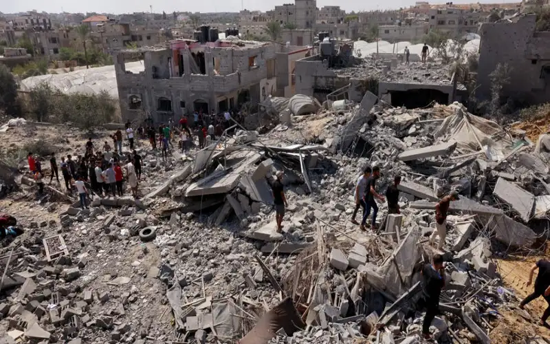 الاحتلال ينسف منطقة مسجد فلسطين في