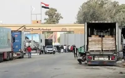 العراق يرسل ناقلة وقود لتخفيف أزمة