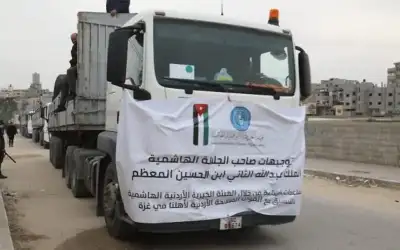 قافلة مساعدات تصل المستشفى الميداني الأردني