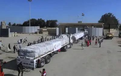 دخول 70 شاحنة مساعدات إنسانية إلى