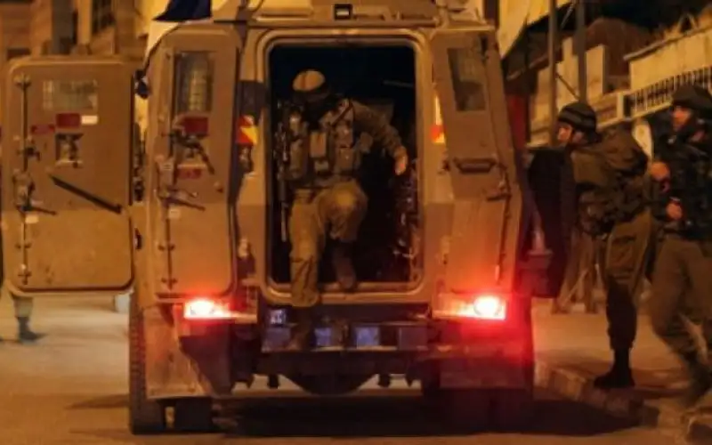 قوات كبيرة من جيش الإحتلال تقتحم