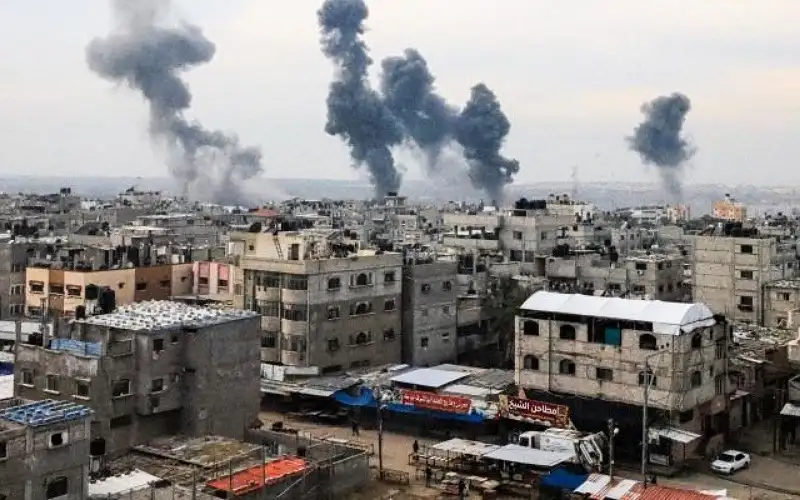 استشهاد 5 فلسطينيين وإخلاء جرحى من