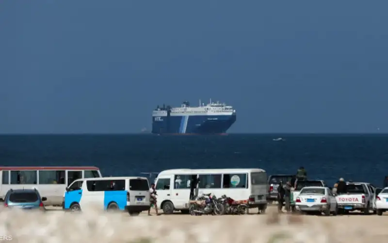 الهند تنشر 3 سفن مزودة بصواريخ