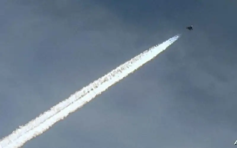 الاحتلال: طائرة أسقطت هدفا معاديا فوق