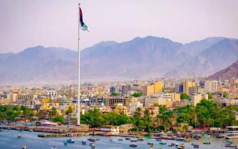 وقف الصيد في خليج العقبة لمدة