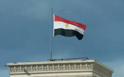 القاهرة: أبلغنا إسرائيل بعدم التسبب بمخاطر
