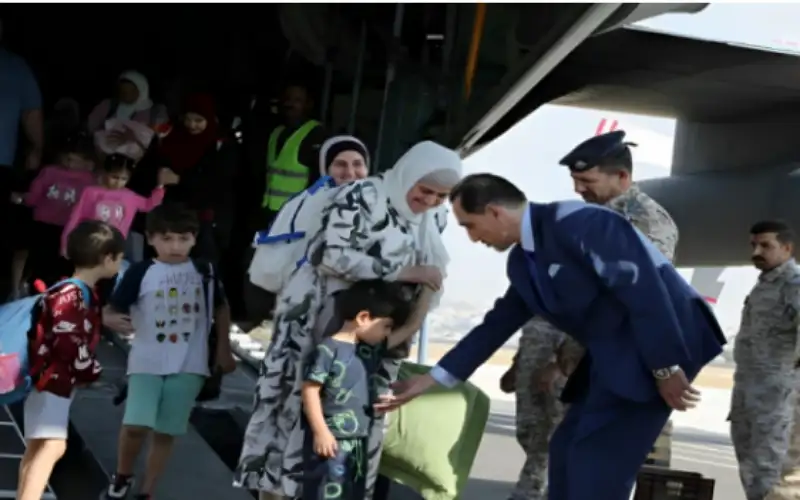 الخارجية: إجلاء 71 أردنيا من قطاع