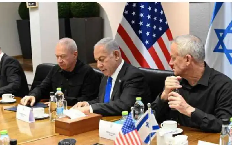 إعلام عبري: غانتس وغالانت يرفضان المشاركة